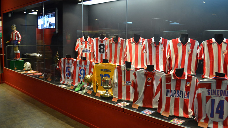 Σε αναστολή συμβολαίων και παύση πληρωμών προχωρά η Ατλέτικο Μαδρίτης