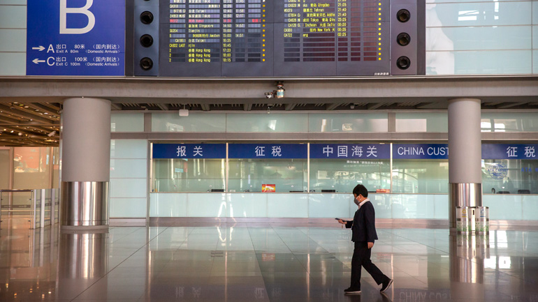 Η Κίνα θα αυξήσει το έλλειμμά της για να στηρίξει την οικονομία της