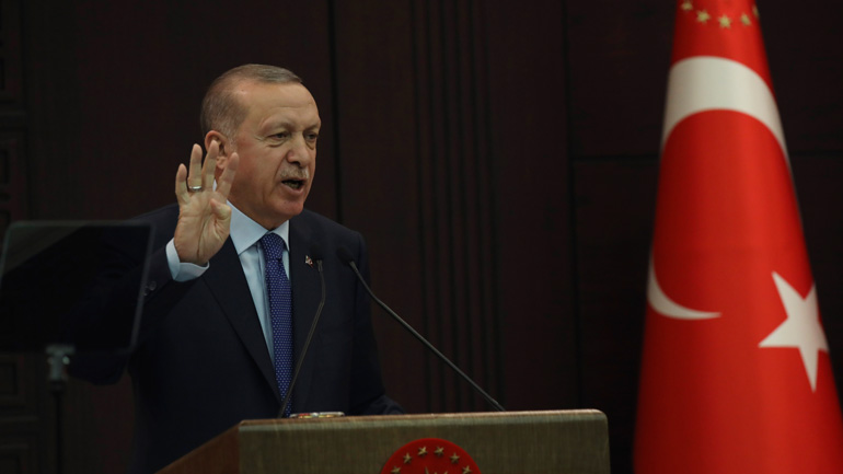 Ο Ερντογάν ανακοίνωσε αυστηρότερα μέτρα για να αποτραπεί η εξάπλωση του κορωνοϊού στην Τουρκία
