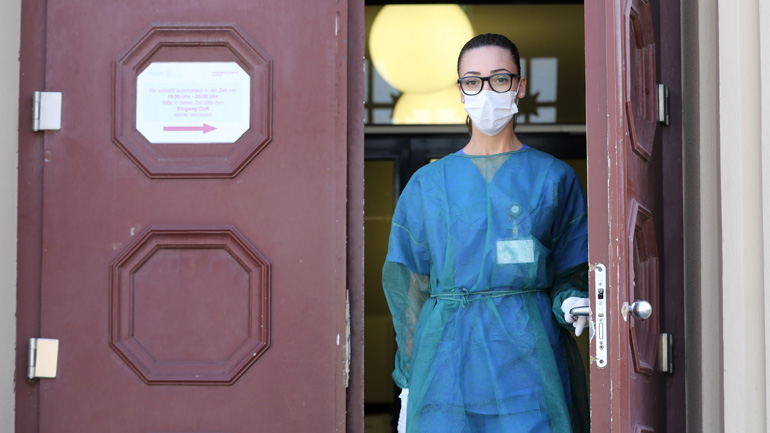 Γερμανία: Στα 48.582 αυξήθηκαν τα κρούσματα κορωνοϊού, τους 325 έφτασαν οι νεκροί