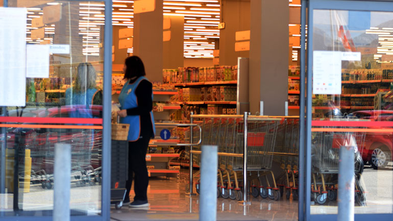 Γεωργιάδης: «Σχεδιάζεται η αποφυγή συνωστισμού στα σούπερ μάρκετ»