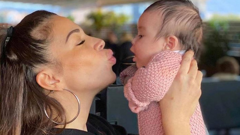 Στο νοσοκομείο η κόρη της Ελένης Χατζίδου: «Την αντιμετώπισαν σαν πιθανό κρούσμα κορωνοϊού»