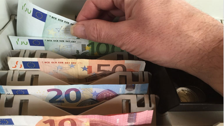 Φορολογικές διευκολύνσεις για πολίτες άνω των 70 ετών ή με ποσοστό αναπηρίας 80% και άνω