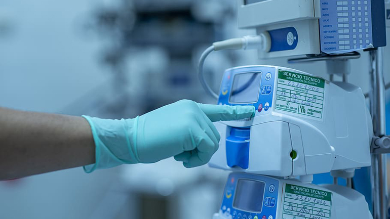 Η μεγαλύτερη εταιρεία κατασκευής γαντιών στον κόσμο προεξοφλεί ελλείψεις, καθώς ο κορωνοϊός εξαπλώνεται Η μεγαλύτερη εταιρεία κατασκευής γαντιών στον κόσμο προεξοφλεί ελλείψεις, καθώς ο κορωνοϊός εξαπλώνεται