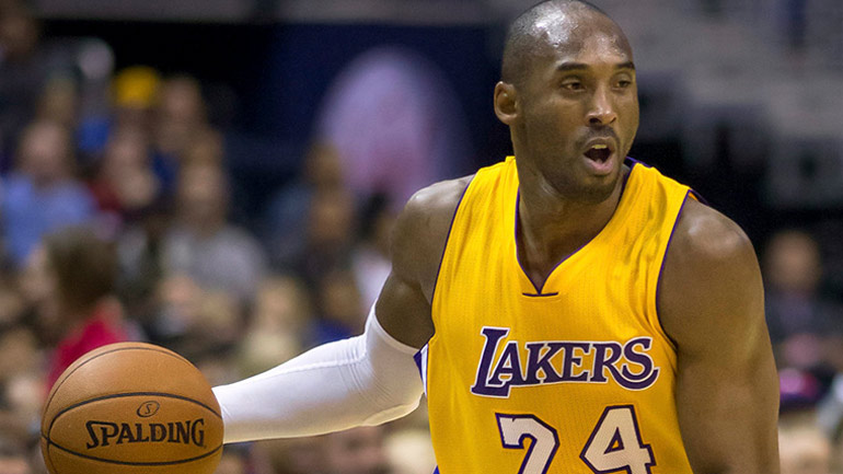 Πωλήθηκε 33.000 δολάρια η πετσέτα που είχε στην αποχαιρετιστήρια ομιλία του ο Κόμπι Μπράιαντ