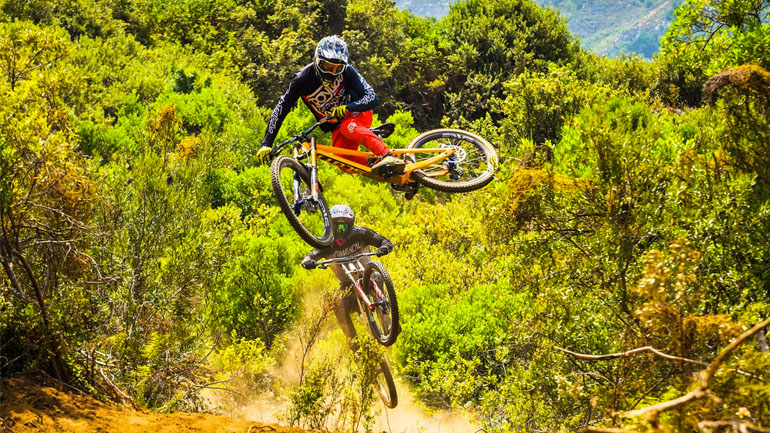 “A Dog’s Life” με τους Brendog & Momo