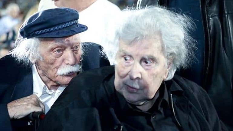 Το «αντίο» του Μίκη Θεοδωράκη στον Μανώλη Γλέζο: «Αιώνιο Σύμβολο Ελευθερίας»