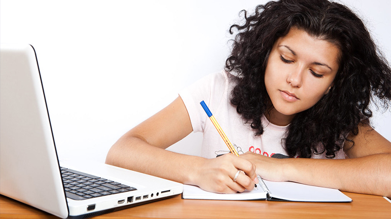 ΕΕ: Ιστοσελίδα με πόρους και εργαλεία για μαθητές και εκπαιδευτικούς