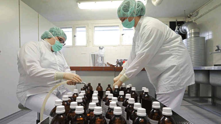 Το Βερολίνο επιλέγει τη στρατηγική της Νότιας Κορέας για την αντιμετώπιση του κορωνοϊού