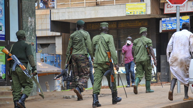 Ουγκάντα: Συνελήφθη πάστορας επειδή είπε στους πιστούς ότι «δεν υπάρχει κορωνοϊός» στη χώρα