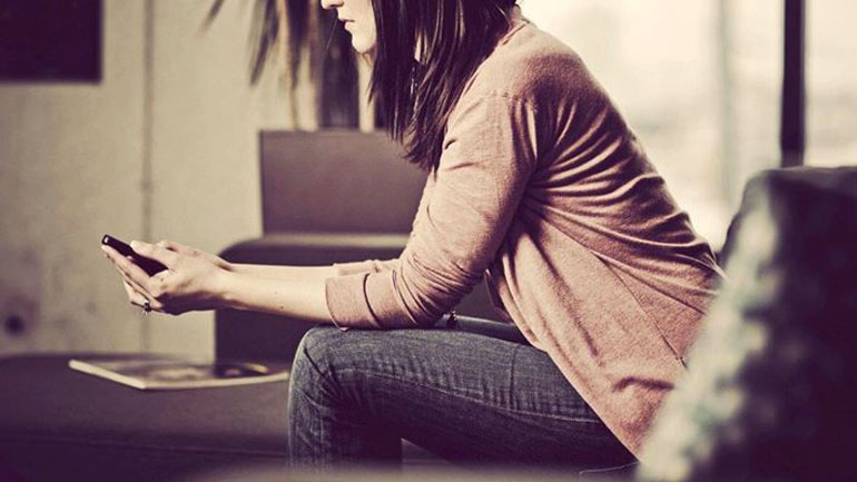 Μένουμε Σπίτι: Χρήσιμες συμβουλές για να μη σας πάρει από κάτω