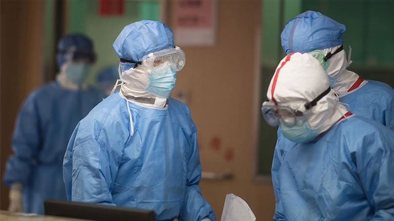 Σε καραντίνα 10 εργαζόμενοι στο «Αλεξάνδρα»: Γέννησε γυναίκα που ήταν θετική στον κορωνοϊό Σε καραντίνα 10 εργαζόμενοι στο «Αλεξάνδρα»: Γέννησε γυναίκα που ήταν θετική στον κορωνοϊό