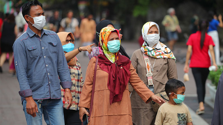 Κορωνοϊός: «Γυναίκες, σταματήστε να γκρινιάζετε» λέει η Μαλαισία