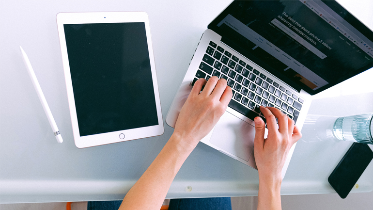 Ασφαλής και απρόσκοπτη εργασία από το σπίτι για 10.000 υπαλλήλους της Δημόσιας Διοίκησης