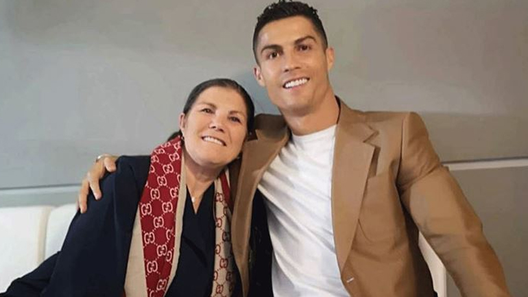 Cristiano Ronaldo: Η πρώτη φωτογραφία με τη μητέρα του μετά την περιπέτεια της υγείας της