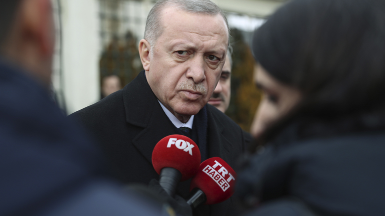 Καβγάς Ερντογάν – Ιμάμογλου για τον έρανο στην Κωνσταντινούπολη λόγω κορωνοϊoύ