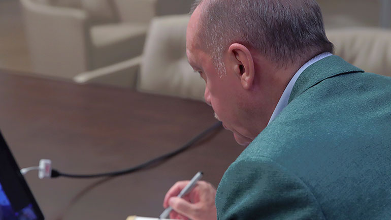 Πούτιν και Ερντογάν συζήτησαν για την πανδημία του κορωνοϊού και για τη Συρία