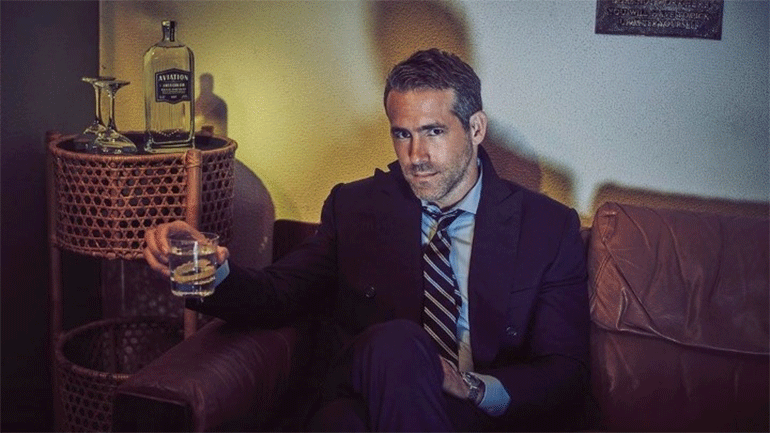 Ο Ράιαν Ρέινολντς «επισκέφτηκε» παιδιά που νοσηλεύονται σε κλινική