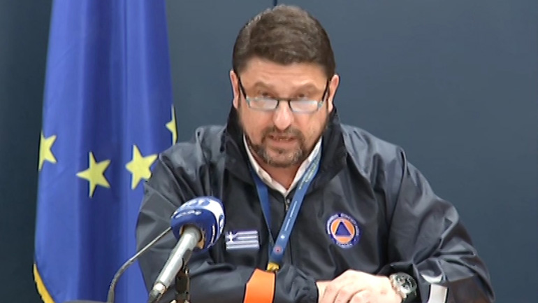 Φρεσκοκουρεμένος ο Νίκος Χαρδαλιάς στην τηλεόραση