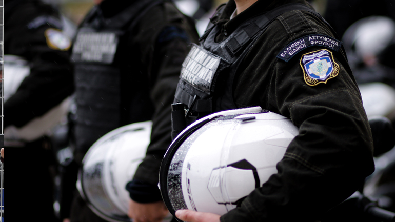 Αστυνομικοί της ΔΙΑΣ έσωσαν παιδάκι ενός έτους από πνιγμό στο Περιστέρι