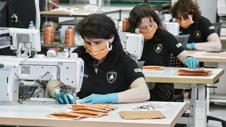 Η Lamborghini ξεκίνησε την κατασκευή μασκών