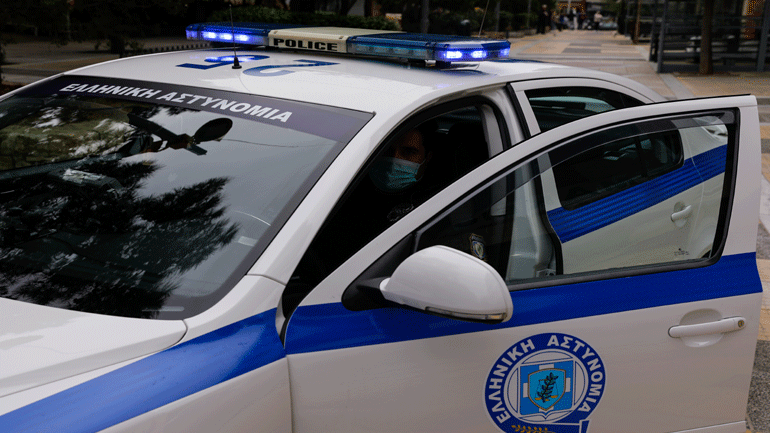 Θεσσαλονίκη: Διάρρηξη σε καφέ-μπαρ που είχε κατεβάσει ρολά λόγω κορωνοϊού