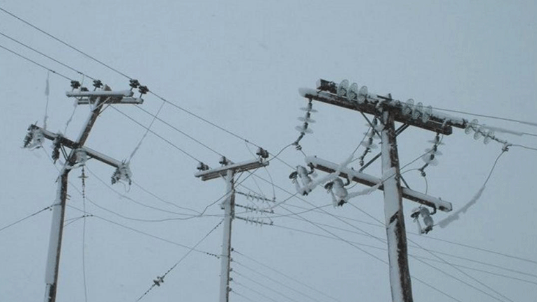 Β. Ελλάδα: Συνεχίζονται οι εργασίες για την αποκατάσταση της ηλεκτροδότησης λόγω κακοκαιρίας