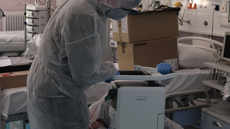 Έντονη ανησυχία στο «Σωτηρία» και καταγγελίες για ακατάλληλες μάσκες – Καθησυχάζει η κυβέρνηση