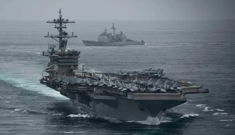 ΗΠΑ: Απαλλάχθηκε από τα καθήκοντά του ο Μπρετ Κροζίερ, κυβερνήτης του αεροπλανοφόρου USS Theodore Roosevelt