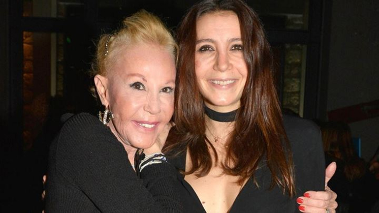 Η αποκάλυψη της Μαρίας Ελένης Λυκουρέζου για το βράδυ πριν φύγει από τη ζωή η μητέρα της