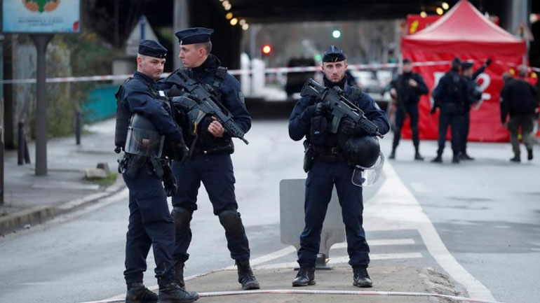 Επίθεση με μαχαίρι στη Γαλλία: Δύο νεκροί και επτά τραυματίες
