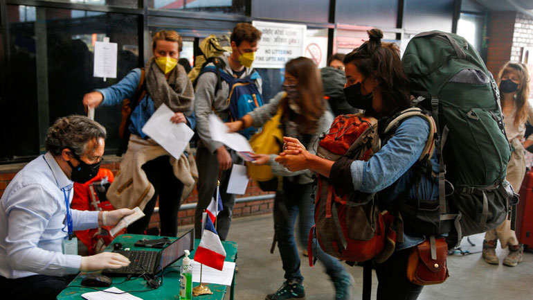 Οι φτωχότερες χώρες τα πάνε καλύτερα με τον ιό