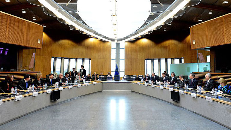 Εισήγηση για την δημιουργία ευρωπαϊκού ταμείου που θα εκδώσει «κορονο-ομόλογα»