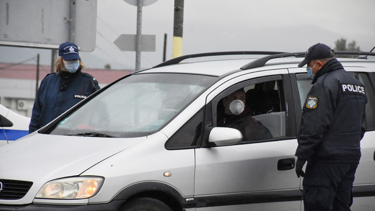 Στις 974 οι παραβάσεις για άσκοπες μετακινήσεις – Έξι συλλήψεις για λειτουργία καταστημάτων