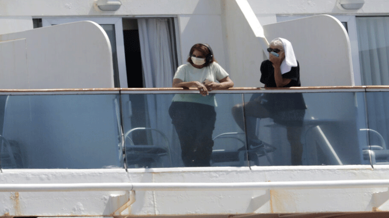 Αυστραλία: Σε λιμάνι το κρουαζιερόπλοιο “Ruby Princess” που επλήγη από κορωνοϊό