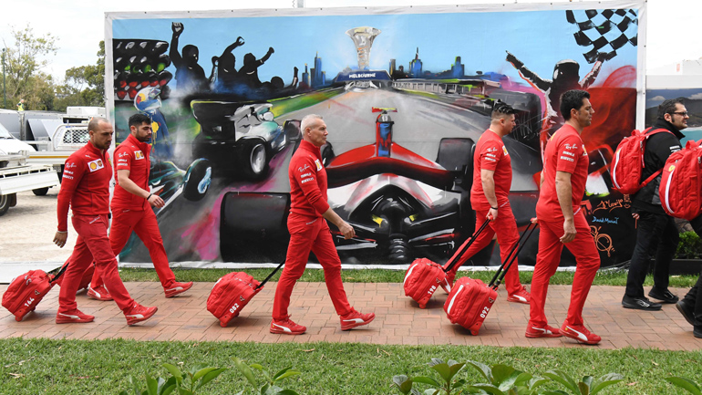 Μειώσεις μισθού και στους εργαζομένους της F1