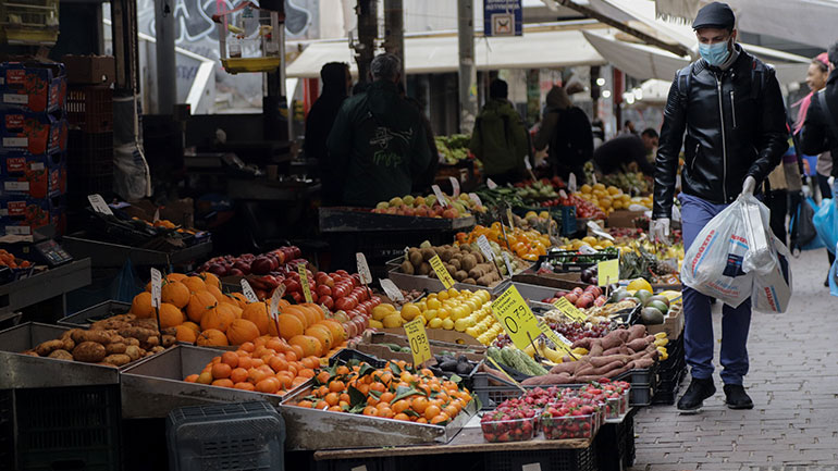 Στο ΣτΕ για τις λαϊκές αγορές προσφεύγει η Πανελλήνια Ομοσπονδία Συλλόγων Παραγωγών