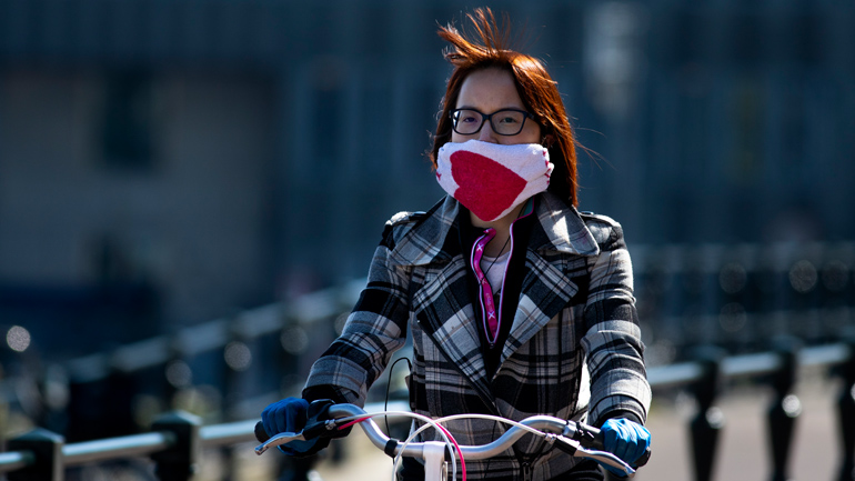 Η Ολλανδία έφτασε τα 19.580 κρούσματα κορωνοϊού