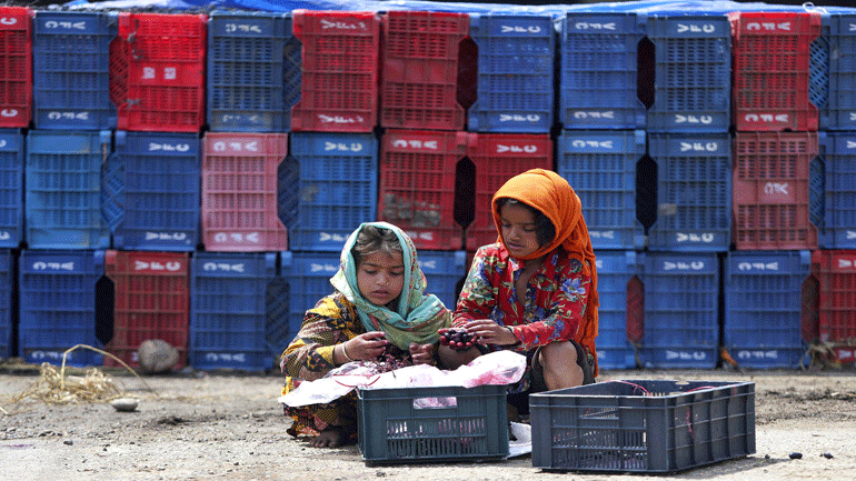 Ινδία: Σε 114 ανήλθαν οι θάνατοι και σε 4.421 τα κρούσματα στη χώρα