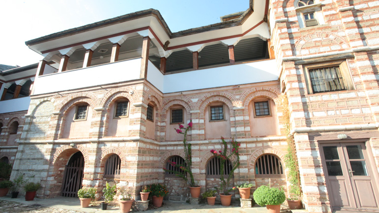 Παρατείνεται μέχρι τις 20 Απριλίου η αναστολή εισόδου στο Άγιο Όρος