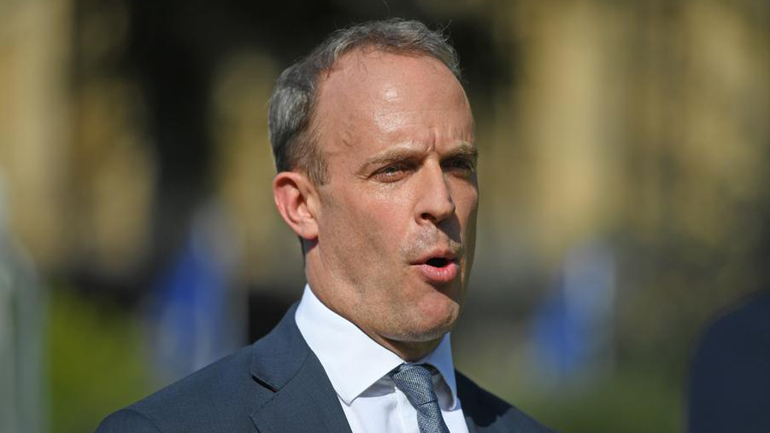 Ποιος είναι ο Dominic Raab, που πήρε τη θέση του Boris Johnson