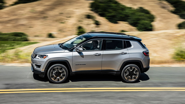 Προσφέρεται με 4 χρόνια εργοστασιακή εγγύηση και δωρεάν οδική βοήθεια 