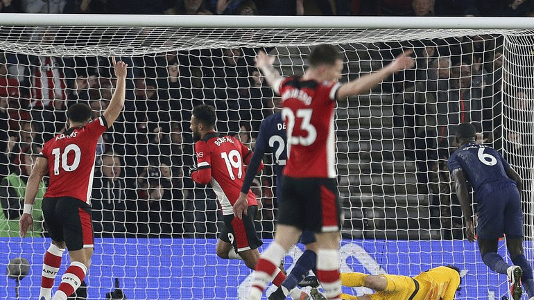 Σαουθάμπτον: Παίκτες και τεχνικό τιμ συμφώνησαν στις περικοπές των μισθών τους