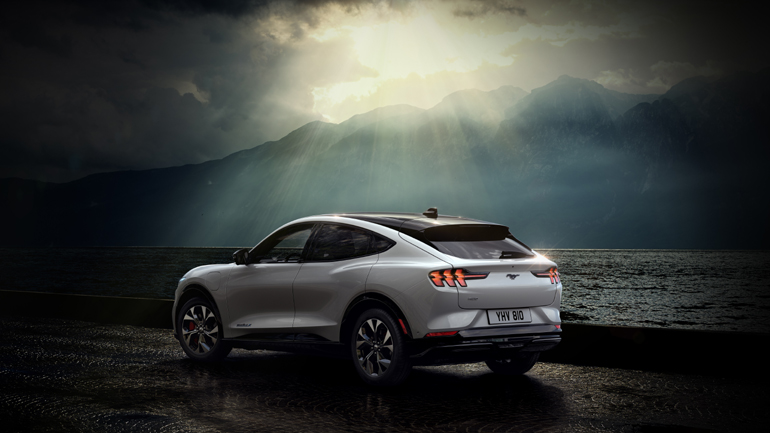 Τα 10 πράγματα που πρέπει να γνωρίζεις για τη Mustang Mach-E