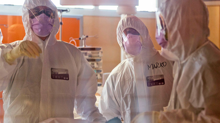 Κορωνοϊός: Οχυρώνονται παραθαλάσσιες πόλεις της Ισπανίας για να εμποδίσουν την άφιξη τουριστών