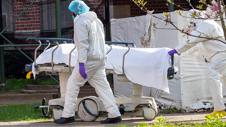 Στους 799 οι νεκροί από τον κορωνοϊό σε μία ημέρα στη Νέα Υόρκη