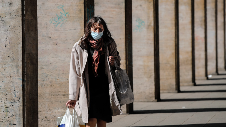 Ρουμανία: Σε καραντίνα 1.917 άτομα που παραβίασαν την αυτοαπομόνωση