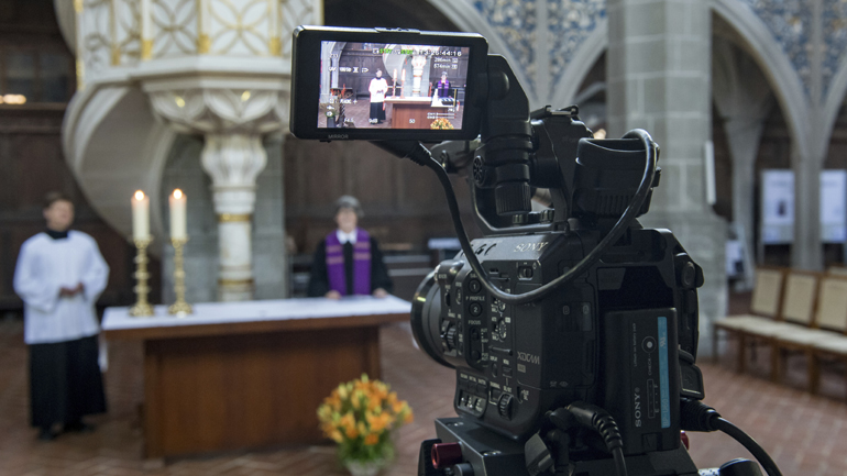 Γερμανία: Συνταγματική η απαγόρευση των θρησκευτικών συναθροίσεων Γερμανία: Συνταγματική η απαγόρευση των θρησκευτικών συναθροίσεων