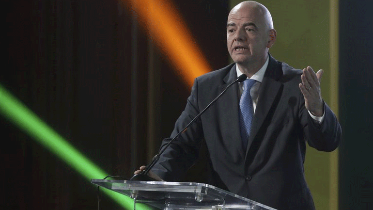 Ινφαντίνο: «Κανένα  παιχνίδι ποδοσφαίρου δεν αξίζει πιο πολύ από μια ανθρώπινη ζωή»