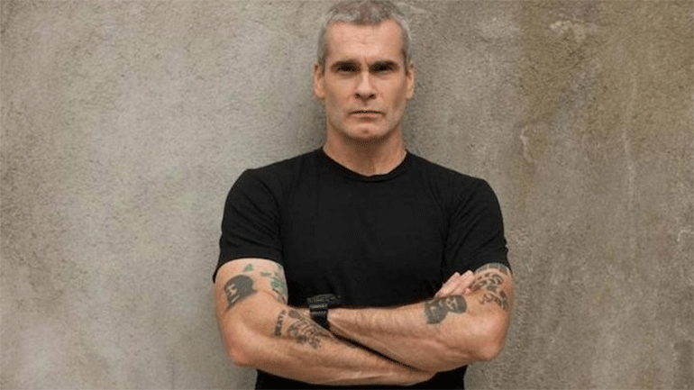 Online ραδιοφωνική εκπομπή με τον Χένρι Ρόλινς